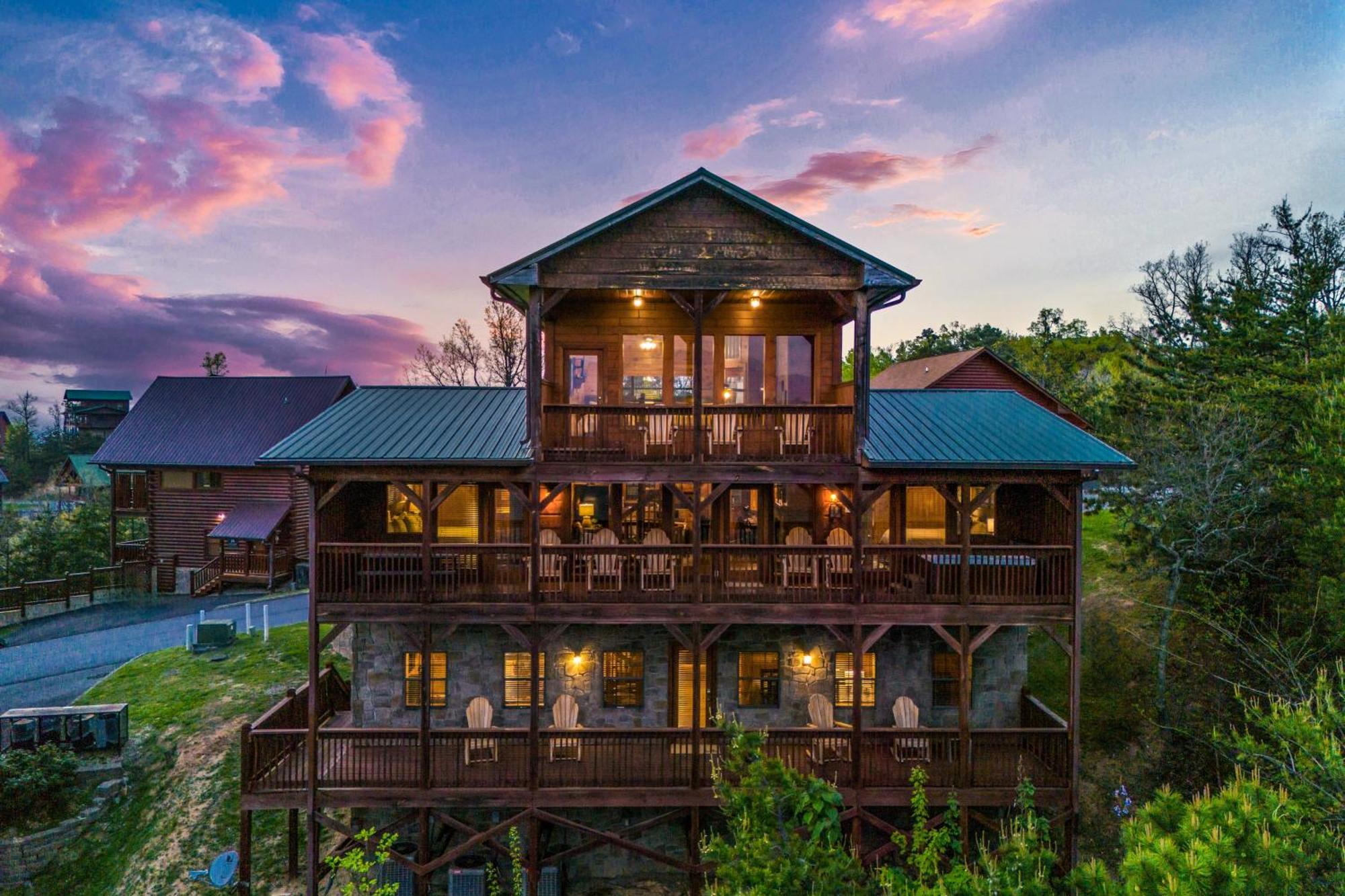 Grand View Lodge พิเจนฟอร์จ ภายนอก รูปภาพ